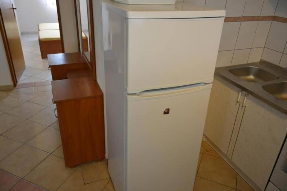 Apartmani Stjepan Veselko Вир Экстерьер фото